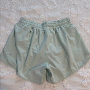 RARE COLOR Lululemon Hotty Hot Shorts